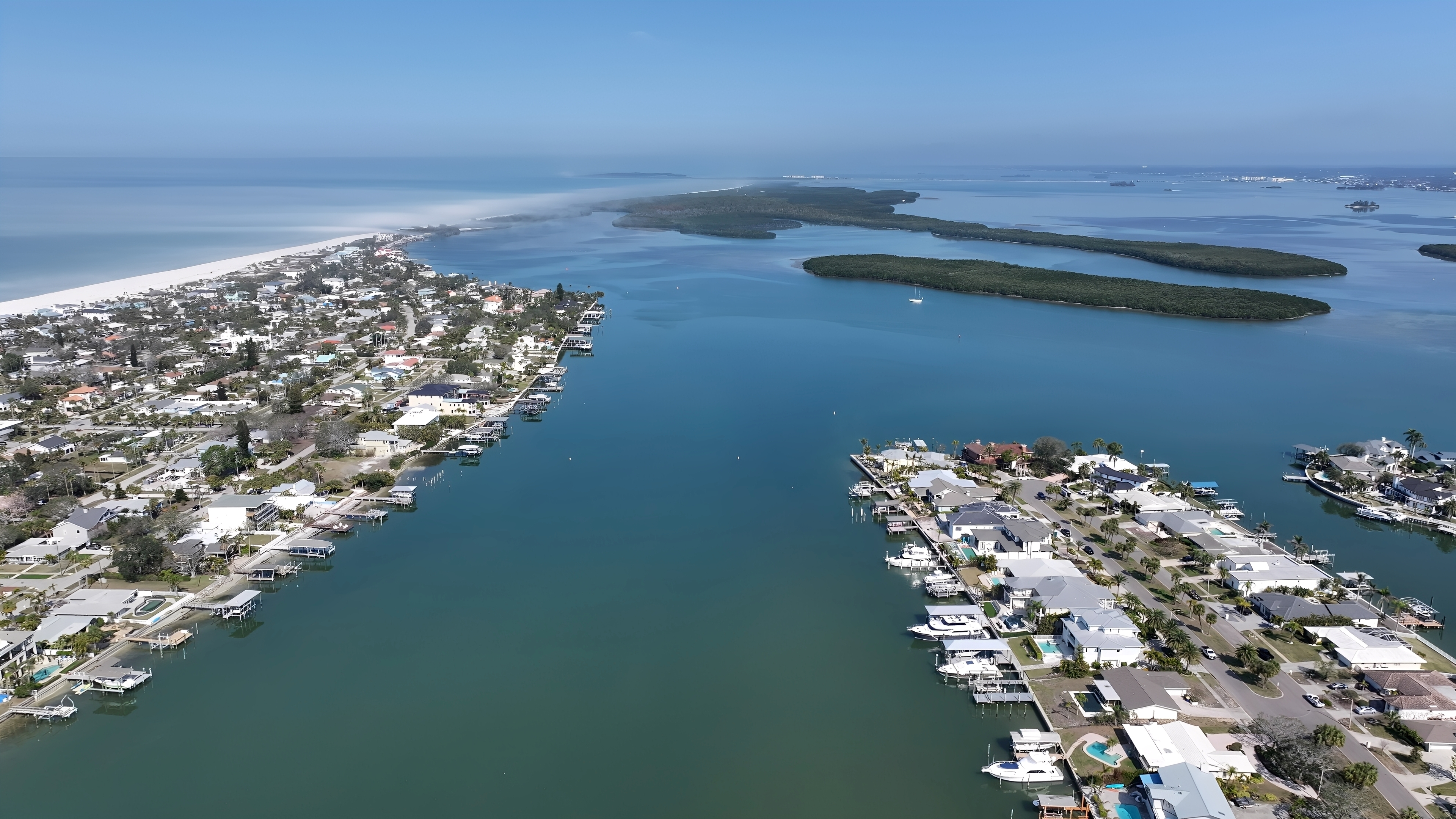 shutterstock 2662351961